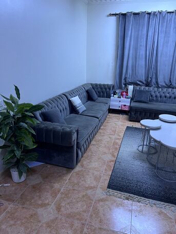 Al Qadisiyah, Furniture, SAR 800,  Sofa With Center Table And Carpets