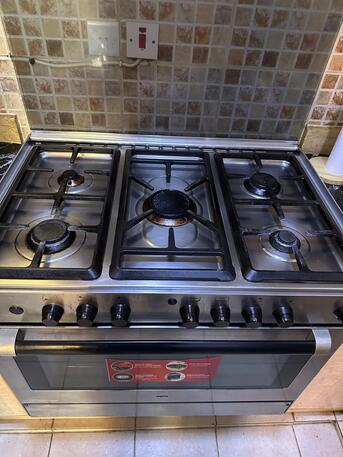 Riyadh, Appliances, SAR 800,  Cooking Range: Five Burner Gas Cooking Top And Gas Oven With Full Accessories