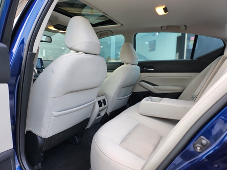 Manama, Vehicles, Cars & Trucks , BHD 5700,  Nissan Altima SV,  2019,  Automatic,  98000 KM,   2.0 Turbo