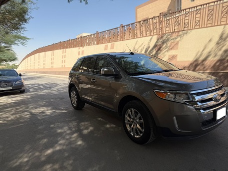 Al Malaz, Vehicles, Cars & Trucks , SAR 40000,  Ford Edge,  2014,  Automatic,  137000 KM,  Excellent Condition For Sale