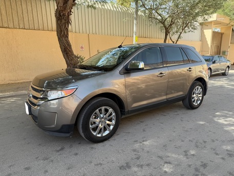 Al Malaz, Vehicles, Cars & Trucks , SAR 40000,  Ford Edge,  2014,  Automatic,  137000 KM,  Excellent Condition For Sale