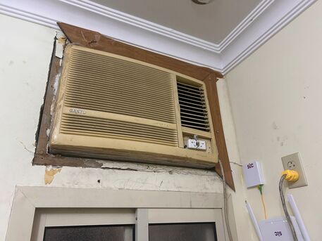 Al Khobar Al Shamalia, Furniture, SAR 1500,  Selling House Hold Items In Very Good Condition