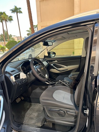 Riyadh, Vehicles, Cars & Trucks , SAR 42500,  Chevrolet Captiva,  2021,  Automatic,  76000 KM,