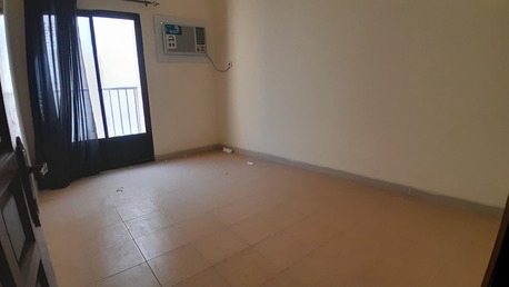 Gudaibiya, Apartments/Houses, BHD 150/month,  2 BR,  Gudaibiya:- 2Bhk Unfurnished Flat On Rent.Bd 150/- Without Ewa.
