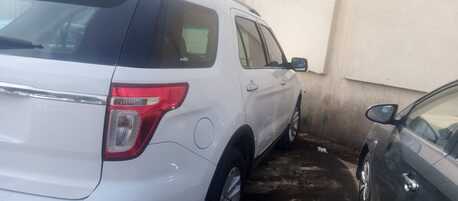 Riyadh, Vehicles, Cars & Trucks , SAR 33000,  Ford Explorer,  2013,  Automatic,  266 KM,   FOR SALE 266k KM