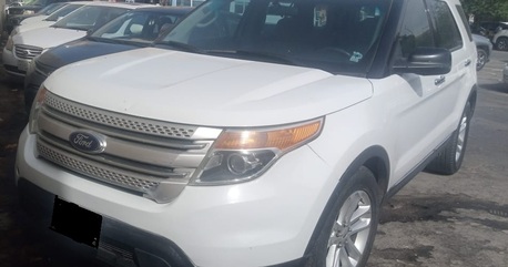 Riyadh, Vehicles, Cars & Trucks , SAR 33000,  Ford Explorer,  2013,  Automatic,  266 KM,   FOR SALE 266k KM