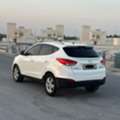 BHD 2550,  HYUNDAI TUCSON 2.0 SINGLE ONWER,  2013,  Automatic,  176000 KM,  VERY NEAT AND CLEAN CAR