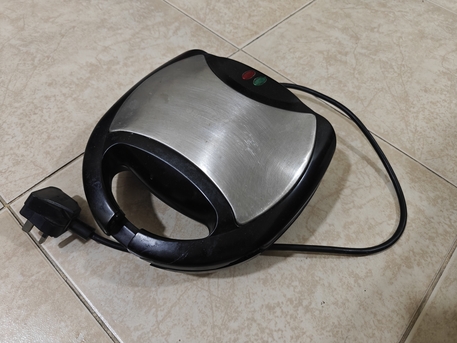 Hoora, Household Items, BHD 2,  Household Items Throw Away Price