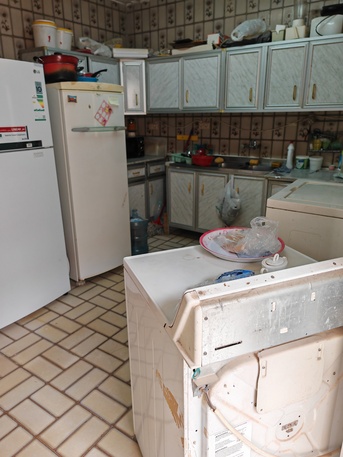 Al Sulaymaniyyah, Apartments/Houses, SAR 1500/month,  1 BR,  250 Sq. Meter,  Room For Rent In A Flat, Large Room Sharing, Kitchen And Other Parts In Apartment