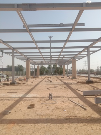 Riyadh, Construction, للحدادة و المونيم،الذجاج