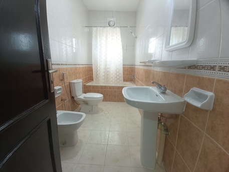 Adliya, Apartments/Houses, BHD 250/month,  2 BR,  150 Sq. Meter,  Unfurnished 2bhk Without Ewa