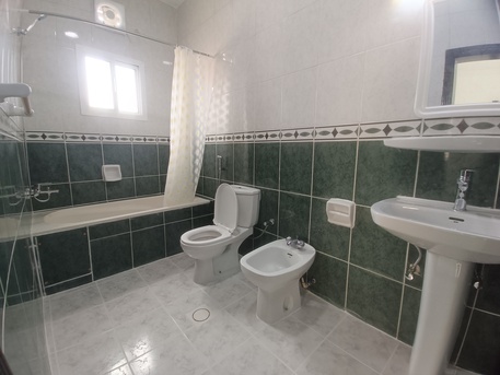 Adliya, Apartments/Houses, BHD 250/month,  2 BR,  150 Sq. Meter,  Unfurnished 2bhk Without Ewa