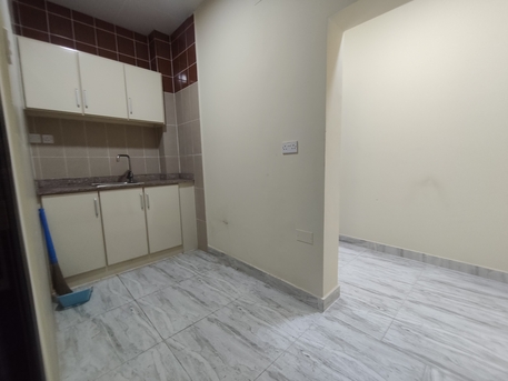East Riffa, Apartments/Houses, BHD 150/year,  1 BR,  East Riffa:- Studio Flat On Rent With Unlimited Ewa..