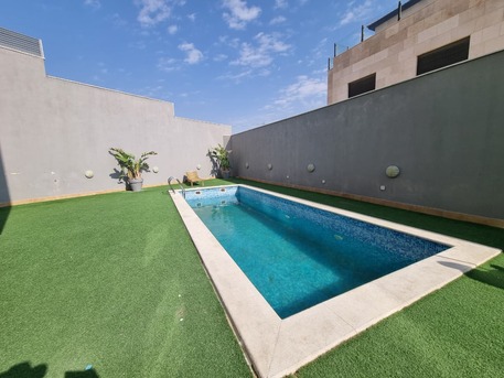 Abdoun, Apartments/Houses, JOD 27000/year,  Furnished,  3 BR,  225 Sq. Meter,  Semi Ground Floor Apartment For Rent In Abdoun