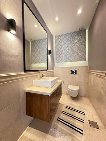 Abdoun, Apartments/Houses, JOD 28000/year,  4 BR,  245 Sq. Meter,  Spacious Apartment For Rent In Abdoun