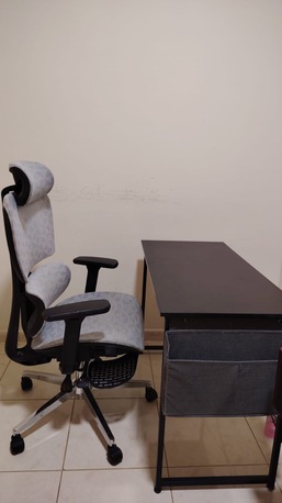 Yanbu, Furniture, SAR 450,  Office Table And Chair