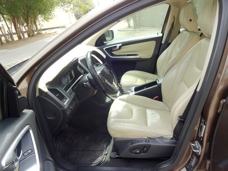 Umm Al Hassam, Vehicles, Cars & Trucks , BHD 3500,  Volvo XC-60,  2014,  Automatic,  135000 KM,  Fully Packed. Excellent Condition