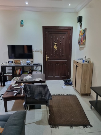 Mushrefah, Furniture, SAR 5000,  2BHK Flat With All Furniture To Go With Flat