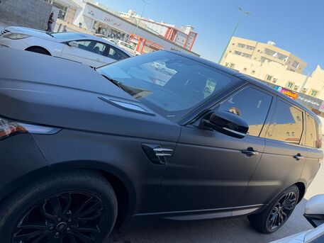 Yanbu, Vehicles, Cars & Trucks , SAR 180000,  Range Rover - Private - Black - Diesel,  2019,  Automatic,  184275 KM,