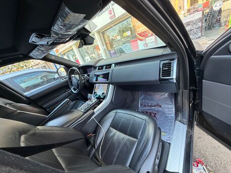 Yanbu, Vehicles, Cars & Trucks , SAR 180000,  Range Rover - Private - Black - Diesel,  2019,  Automatic,  184275 KM,