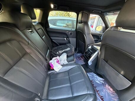 Yanbu, Vehicles, Cars & Trucks , SAR 180000,  Range Rover - Private - Black - Diesel,  2019,  Automatic,  184275 KM,