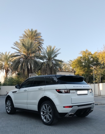 Salmaniya, Vehicles, Cars & Trucks , Land Rover Range Rover,  2015,  Automatic,  100000 KM,   Range Rover Evoque