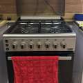 SAR 800,  Gas Stove/Cooker