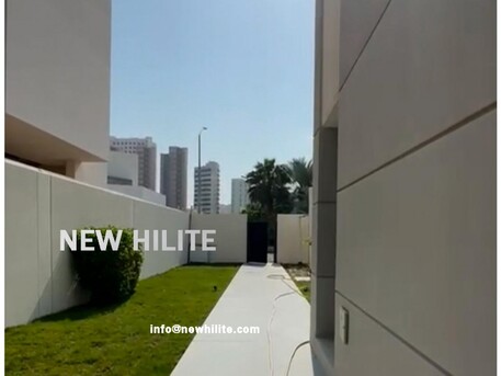 Kuwait City, Villas, KWD 2500,  FIVE BEDROOM VILLA WITH POOL FOR RENT IN ABU AL HASSANIYA
