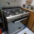 SAR 600,  Gas Stove With 5 Burner For Sale