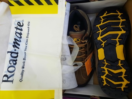 Riyadh, Collectibles, SAR 80,  Safety Shoe Size 43 And 44
