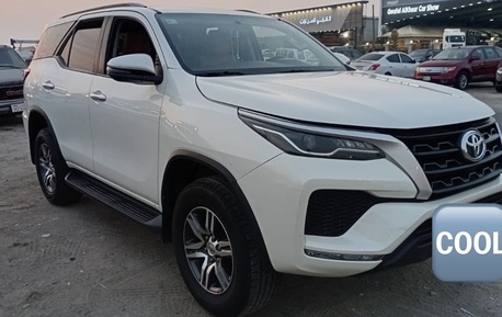 Dammam, Vehicles, Cars & Trucks , SAR 4000,  Toyota Fortuner,  2021,  Automatic,  220 KM,  Toyota Fortune  For Rent
