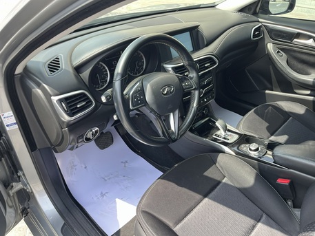 Riffa, Vehicles, Cars & Trucks , BHD 3900,  Infinity QX 30,  2017,  Automatic,  85000 KM,  Infinity QX30  For Sale