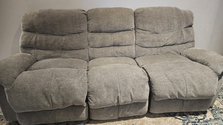 Al Sadafa, Furniture, SAR 300,  3 Seated Recliner Sofa For Sale