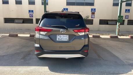 Khobar, Vehicles, Cars & Trucks , SAR 38000,  Toyota RUSH,  2022,  Automatic,  39491 KM,  Toyota SUV 7-Seater On Sale