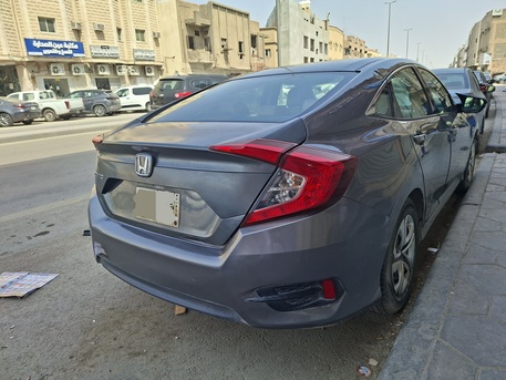 Riyadh, Vehicles, Cars & Trucks , SAR 35000,  Honda Civic,  2017,  Automatic,  194000 KM,    For Sale