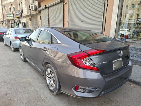 Riyadh, Vehicles, Cars & Trucks , SAR 35000,  Honda Civic,  2017,  Automatic,  194000 KM,    For Sale