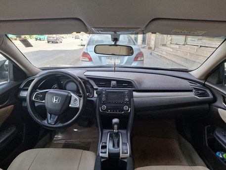 Riyadh, Vehicles, Cars & Trucks , SAR 35000,  Honda Civic,  2017,  Automatic,  194000 KM,    For Sale