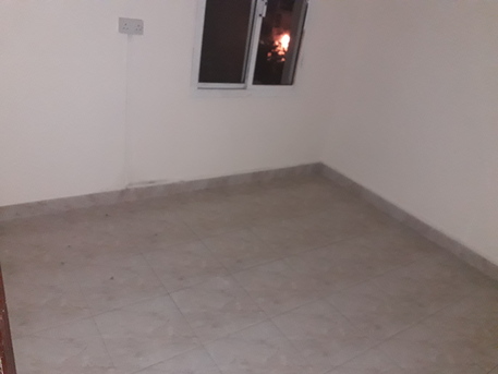 Salmaniya, Apartments/Houses, BHD 120/month,  1 BR,  90 Sq. Meter,  1 Bhk Unfurnished Flat Available In Salmaniya Call Aleena