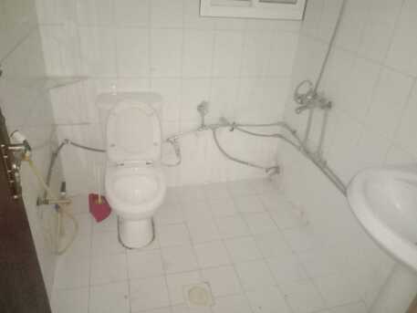 Salmaniya, Apartments/Houses, BHD 120/month,  1 BR,  90 Sq. Meter,  1 Bhk Unfurnished Flat Available In Salmaniya Call Aleena