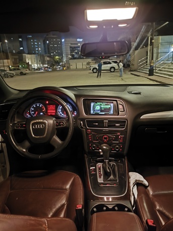 Olaya, Vehicles, Cars & Trucks , SAR 30000,  Audi Q5,  2012,  Automatic,  166000 KM,