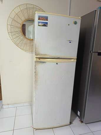 Al Khobar Al Shamalia, Electronics, SAR 600,  LG Refrigerator Model No. GR-T382S TROPICAL - Very Good Cooling.