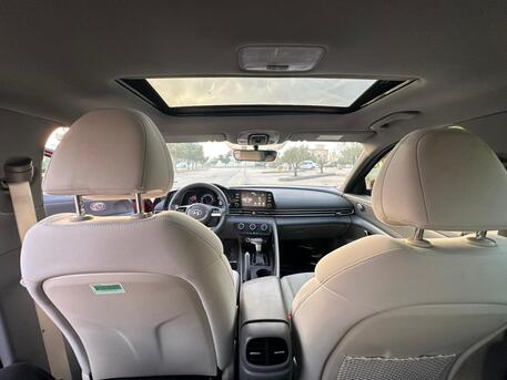 Riyadh, Vehicles, Cars & Trucks , SAR 55000,  Hyundai Elantra SE 2.0,  2023,  Automatic,  19000 KM,   Hyundai Elantra GLS Full Loaded With Sunroof For Urgent Sales (2nd Owner)