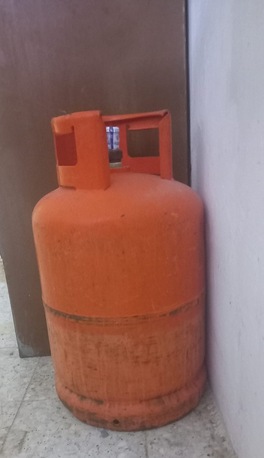 Madinah, Air Conditioners, SAR 250,  A/c 550 Fridge 250 For Urgent Sell Other Household Items Also Available