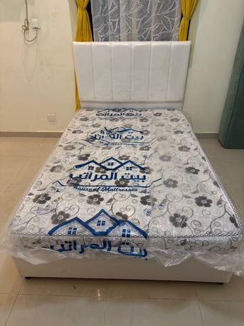 Al Safa, Furniture, SAR 4,  New Medium Size Bed And Mattress Available