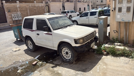 Jubail, Vehicles, Cars & Trucks , SAR 7500,  Mitsubishi Pajero,  1996,  Manual,  300 KM,  MISTUBUSHI PAJERO 3 DOOR