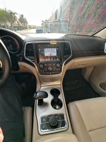 Riyadh, Vehicles, Cars & Trucks , SAR 51000,  Jeep Cherokee,  2015,  Automatic,  219500 KM,    Limited