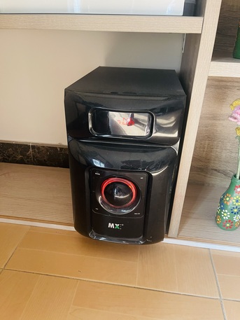 Manama, Electronics, BHD 130,  For Sale: Sony 55&Prime; 4K UHD Smart TV KD‑55X7000G + FREE MX Home Theatre!