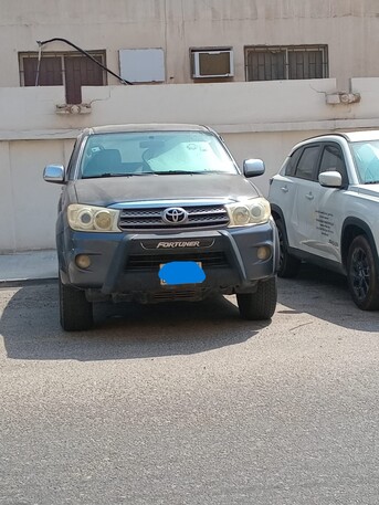 Khobar, Vehicles, Cars & Trucks , SAR 31000,  Toyota Fortuner (2WD),  2010,  Automatic,  415700 KM,  Toyota Fortuner  For Sale