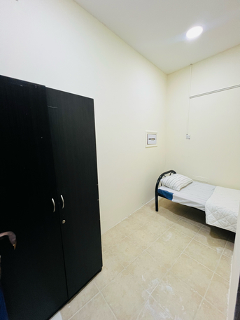 Manama, Rooms Available, BHD 65/month,  Partition And Single Rooms Available