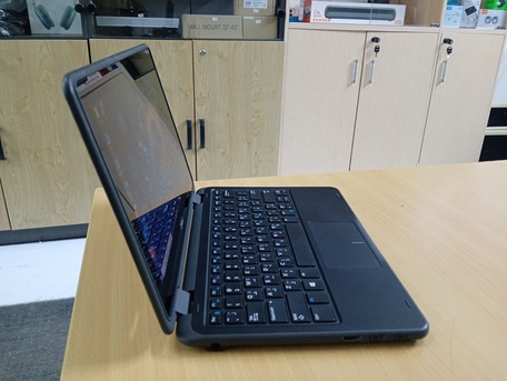 Manama, Electronics, BHD 53,  Dell 2-in-1 Touchscreen Laptop | 8GB RAM | 128GB SSD | Windows 10 Pro | MS Office Whtsapp